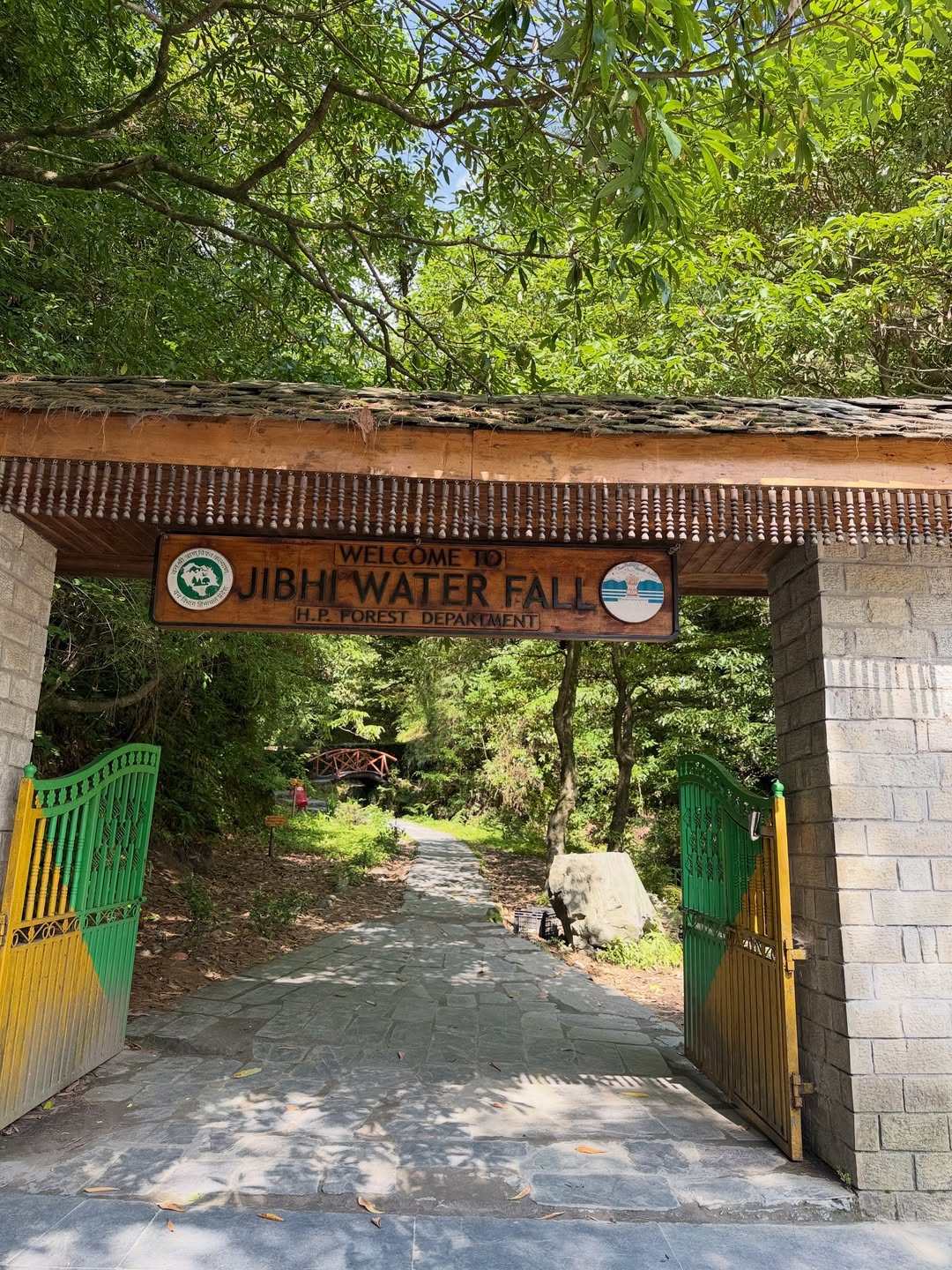Jibhi Waterfall